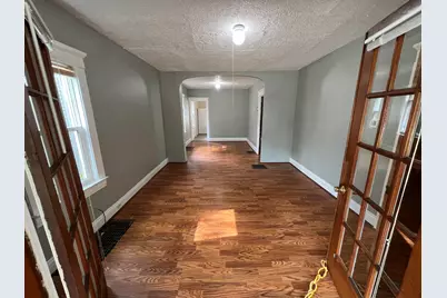 1021 Hickory Street, Lansing, MI 48912 - Photo 3