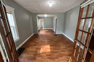 1021 Hickory St, Lansing, MI 48912 - Photo 3