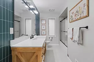 38768 Pineridge St, Harrison Township, MI 48045 - Photo 17