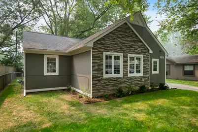 3340 Royal Boulevard, Commerce Township, MI 48382 - Photo 3
