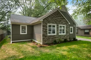 3340 Royal Blvd, Commerce Township, MI 48382 - Photo 3
