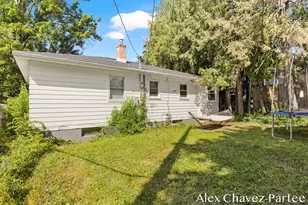 2207 Tremont Blvd NW, Grand Rapids, MI 49504 - Photo 7