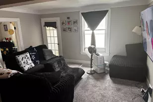 8245 Cottonwood Dr, Jenison, MI 49428 - Photo 7