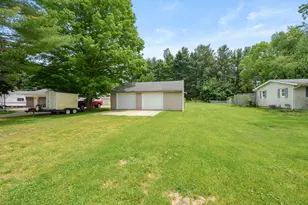 10574 Tomkinson Dr, Scotts, MI 49088 - Photo 33