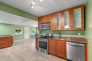 1321 N Waterloo Ave, Jackson, MI 49202 - Photo 19