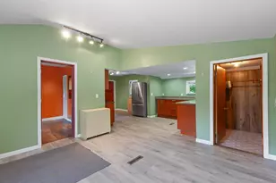 1321 N Waterloo Ave, Jackson, MI 49202 - Photo 13