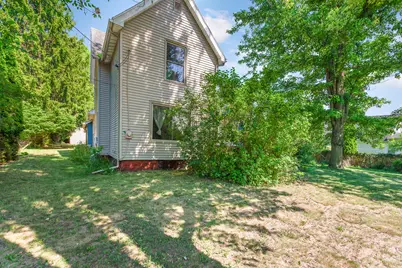 1321 N Waterloo Avenue, Jackson, MI 49202 - Photo 3