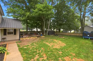 465 Green St, Constantine, MI 49042 - Photo 23