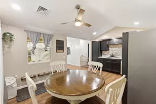 465 Green St, Constantine, MI 49042 - Photo 7
