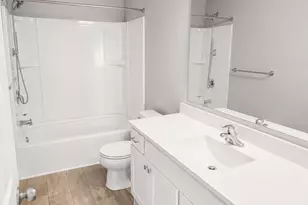 4061 Tributary Dr, Holland, MI 49424 - Photo 15