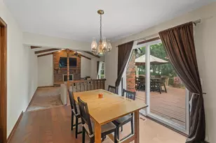 25872 Hunt Club Blvd, Farmington, MI 48335 - Photo 7