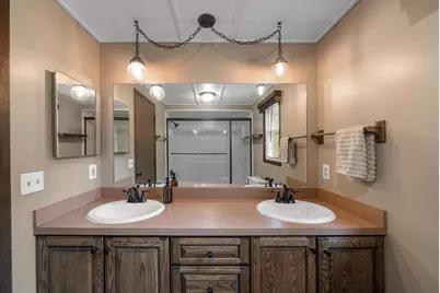 25872 Hunt Club Boulevard, Farmington, MI 48335 - Photo 23