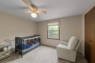 25872 Hunt Club Blvd, Farmington, MI 48335 - Photo 31