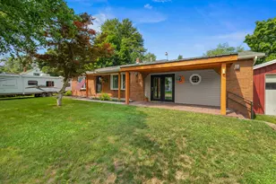 114 Emerson St, Waldron, MI 49288 - Photo 5
