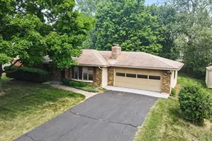 930 Piccadilly Rd, Kalamazoo, MI 49006 - Photo 3