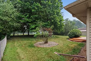930 Piccadilly Rd, Kalamazoo, MI 49006 - Photo 21