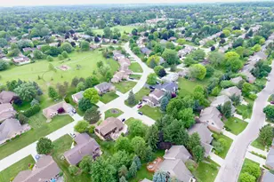 16185 Country Knoll Dr, Northville, MI 48168 - Photo 21