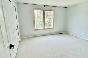 16185 Country Knoll Dr, Northville, MI 48168 - Photo 17