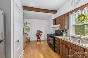 910 W Lincoln Ave, Ionia, MI 48846 - Photo 11