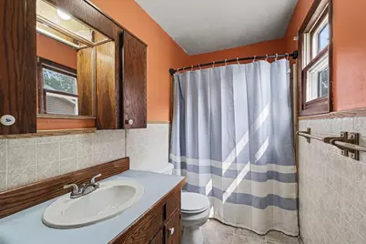 326 E Adams Street, Ionia, MI 48846 - Photo 13