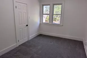 6860 Appoline St, Dearborn, MI 48126 - Photo 5