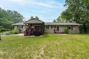 1095 Howard St, Otsego, MI 49078 - Photo 5
