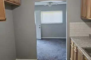 18331 Burgess, Detroit, MI 48219 - Photo 9
