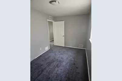 18331 Burgess, Detroit, MI 48219 - Photo 5