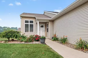 1243 S Village Cir, Kalamazoo, MI 49009 - Photo 3