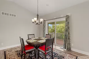 1243 S Village Cir, Kalamazoo, MI 49009 - Photo 9