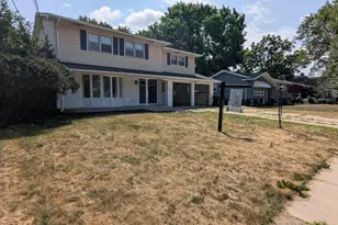 3036 Perry Ave SW, Wyoming, MI 49519 - Photo 3