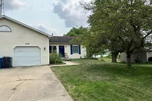 4225 Chelten Ave, Kalamazoo, MI 49006 - Photo 3