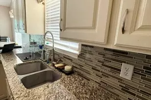 6098 Hedgerow Cir, Grand Blanc, MI 48439 - Photo 7
