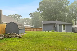 16585 Oakum Ave NE, Sand Lake, MI 49343 - Photo 17