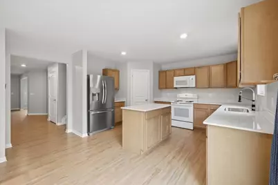 247 Sandhill Court, White Lake, MI 48386 - Photo 21