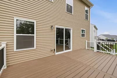 247 Sandhill Court, White Lake, MI 48386 - Photo 9