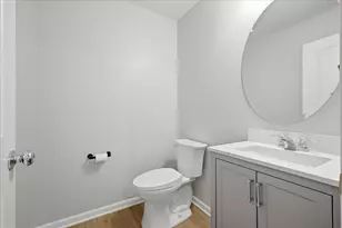 247 Sandhill Ct, White Lake, MI 48386 - Photo 19