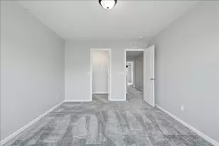 247 Sandhill Ct, White Lake, MI 48386 - Photo 47