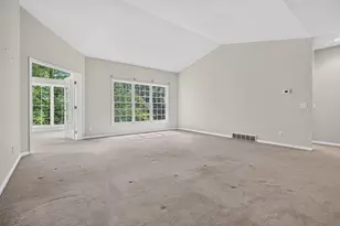 1718 Big Timber Ct NE, Grand Rapids, MI 49505 - Photo 11