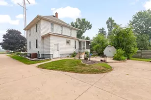 7682 Riga Hwy, Riga, MI 49276 - Photo 9