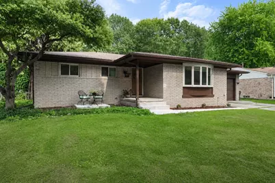 53284 Wolf Drive, Utica, MI 48316 - Photo 1