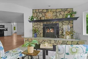 6415 W Bell Mdw Dr, Grant, MI 49327 - Photo 9