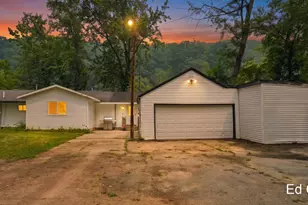 6415 W Bell Mdw Dr, Grant, MI 49327 - Photo 1