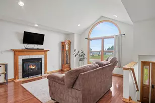 623 W 44th St, Fremont, MI 49412 - Photo 7