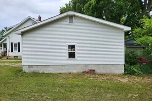 370 Sigsbee St, Rockford, MI 49341 - Photo 13