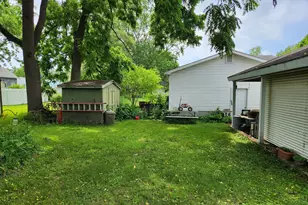 370 Sigsbee St, Rockford, MI 49341 - Photo 9