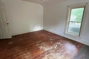 93 Howder St, Hillsdale, MI 49242 - Photo 13