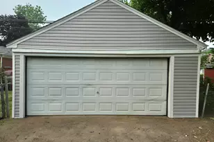 8398 W Outer Dr W, Detroit, MI 48219 - Photo 25