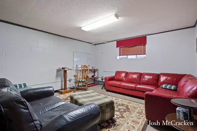 404 N Hudson Street SE, Lowell, MI 49331 - Photo 33