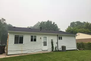 15985 Wellington St, Taylor, MI 48180 - Photo 13